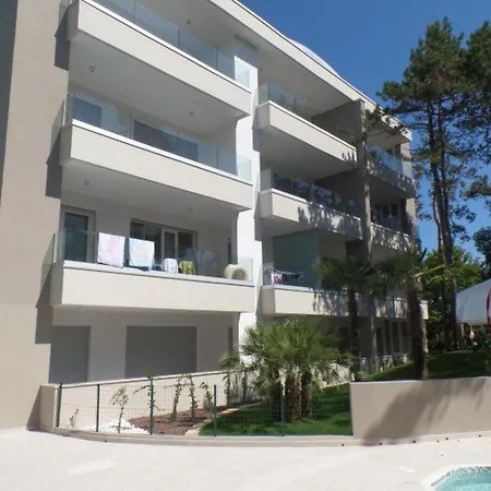 Two-bedroom Flat In A With Shared Pool Apartment